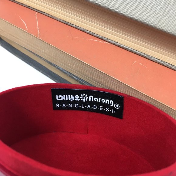 Aarong Red Erri Embroidered Oval Leather Suede Velvet Jewelry Trinket Box - Picture 9 of 16